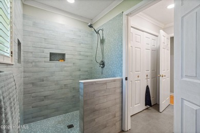 Welcome to 211 South Shore Drive an Oasis lake side retreat - photo 38