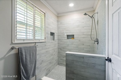 Welcome to 211 South Shore Drive an Oasis lake side retreat - photo 39