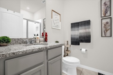 This beautifully designed 4-bedroom, 3-bathroom single-story - photo 10