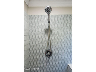Welcome to 211 South Shore Drive an Oasis lake side retreat - photo 41