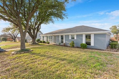 Lake Waco Home For Sale in Woodway Texas