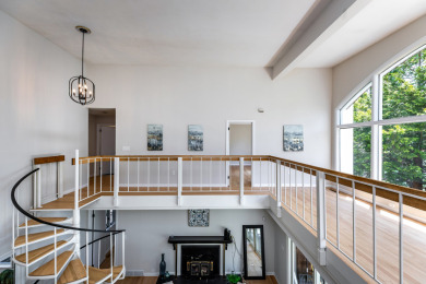 Stunning, Renovated Contemporary Waterfront - photo 25