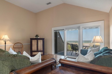 An exceptional value, this top-floor one-bedroom villa presents - photo 6