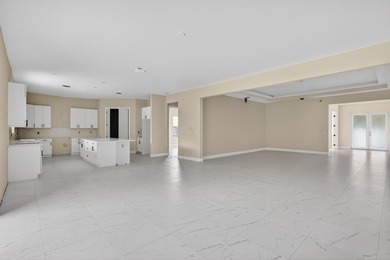 Brand-new construction in Port St. Lucie offering an impressive - photo 8