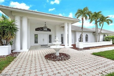 Welcome to a residence where timeless elegance meets effortless - photo 1