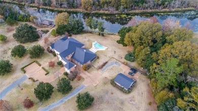 Lake Home For Sale in Natchitoches, Louisiana