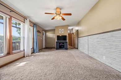 Located in the highly sought after Skyline School District, this - photo 7