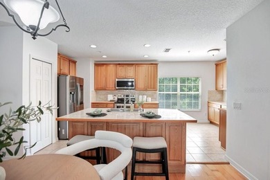 Experience maintenance-free living in the heart of Winter - photo 10