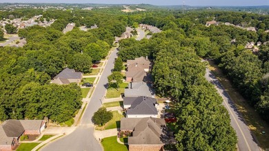 Discover the perfect opportunity to own this remarkable home - photo 7