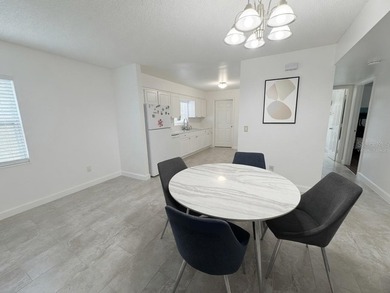 Virtually Staged. Large floor plan, up-down duplex, three - photo 5