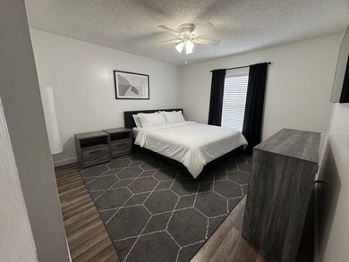 Virtually Staged. Large floor plan, up-down duplex, three - photo 8