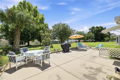 ***BRAND NEW ROOF 2025*** Welcome to this charming and - photo 10