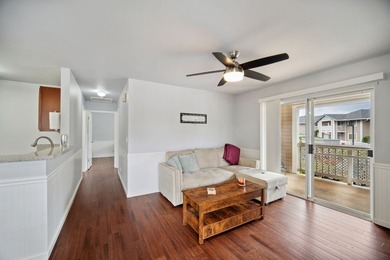 An immaculate top floor condo, fully remodeled with many - photo 5
