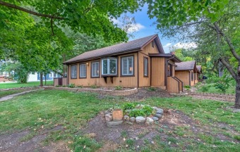 Fox River - Algonquin County Home For Sale in Algonquin Illinois
