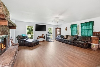 Charming 1982 home nestled on just over 2 acres in Higden, AR - - photo 16