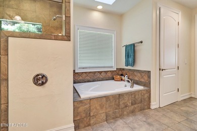 Experience luxury golf course living in this entertainer's dream - photo 26