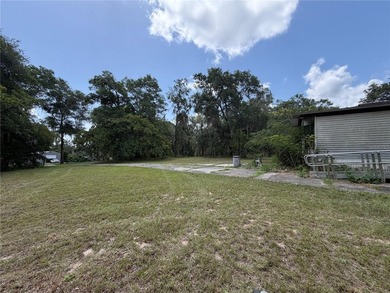 Nestled on 2.35-acre parcel just 5 minutes from Hernando Beach - photo 3