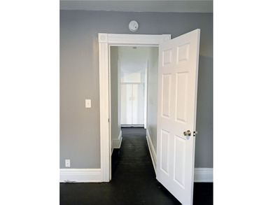Attention investors and renovation enthusiasts! 331 Garson - photo 11