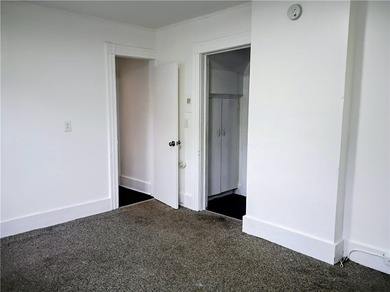 Attention investors and renovation enthusiasts! 331 Garson - photo 12