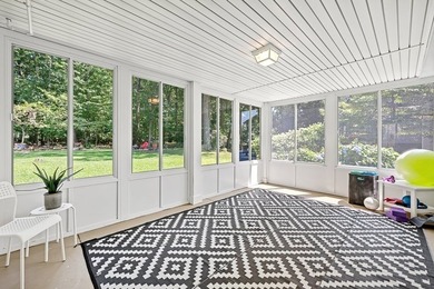 This incredible home located in the highly desirable Pheasant - photo 32