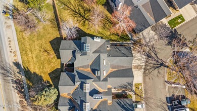 Welcome to 1016 Aspen Grove, Gardnerville, NV, a beautifully - photo 45