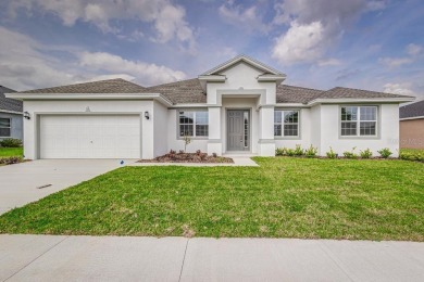 Lake Home For Sale in Auburndale, Florida