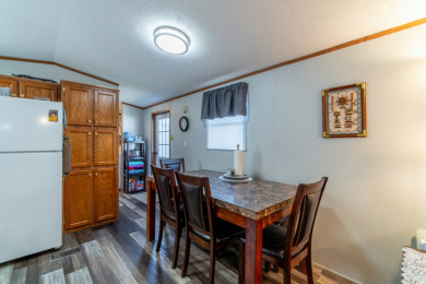 Turnkey Home On Hamilton Lake SOLD - photo 12