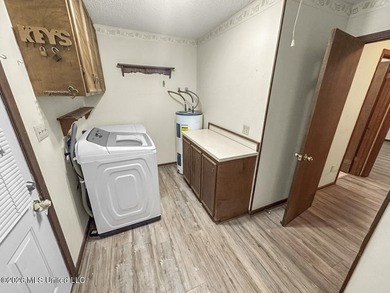 Located in a quiet country setting just minutes from town, 1560 - photo 12