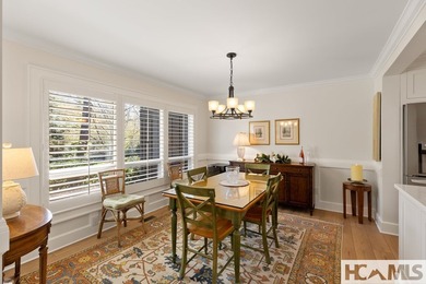 This beautifully updated condominium in Highlands, North - photo 13