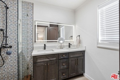 Welcome to this beautifully renovated 3-bedroom, 2-bath home - photo 14