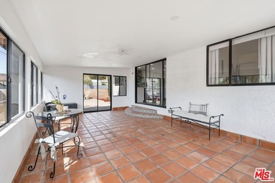 Welcome to this beautifully renovated 3-bedroom, 2-bath home - photo 17