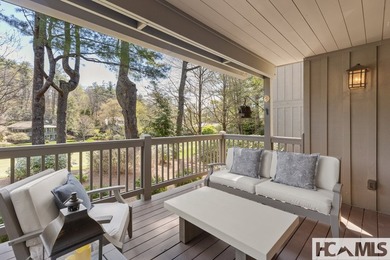 This beautifully updated condominium in Highlands, North - photo 23
