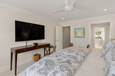 This beautifully updated condominium in Highlands, North - photo 36