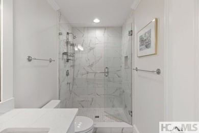 This beautifully updated condominium in Highlands, North - photo 38