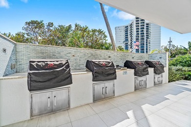 $50,000 PRICE IMPROVEMENT! Stunningly renovated 3 bedroom, 2.5 - photo 43
