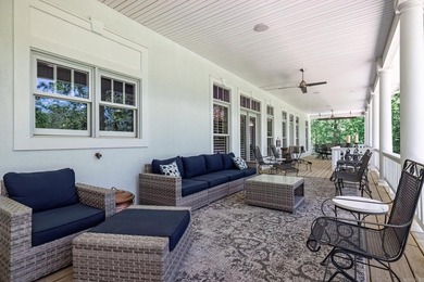 EXQUISITE. Seeing is believing. Amenities & storage galore - photo 5