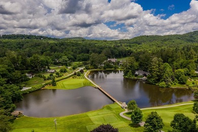 This beautifully updated condominium in Highlands, North - photo 45