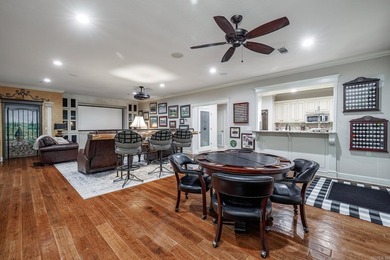 EXQUISITE. Seeing is believing. Amenities & storage galore - photo 9
