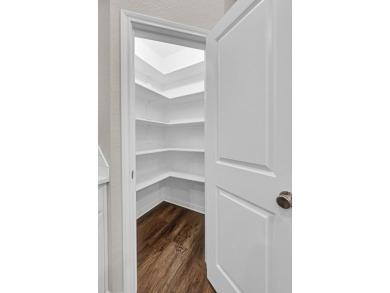 Motivated Seller. Offering buyer incentives. Morris Court is