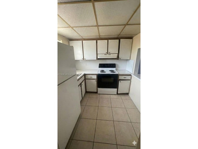 ONE BEDROOM CONDOMINIUM IN THE CENTER IF NORTH MIAMI RIGHT ON