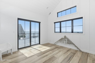 STUNNING LAKE HOME ON LAKE KAMPESKA - photo 24