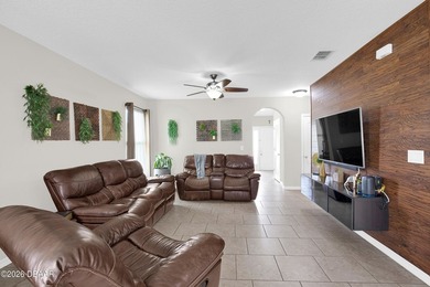 Now available, this beautifully maintained waterfront residence - photo 10