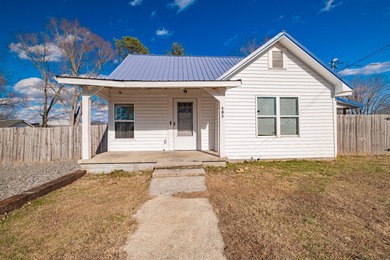 Lake Home For Sale in Winchester, Tennessee