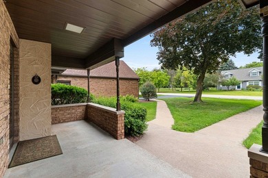 Luxury finishes and exceptional space come together in this - photo 8