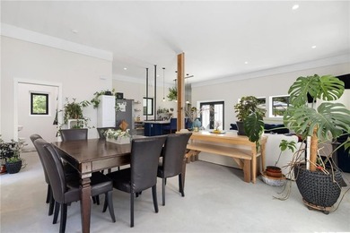 Innovative cutting edge modern contemporary one level offers - photo 11