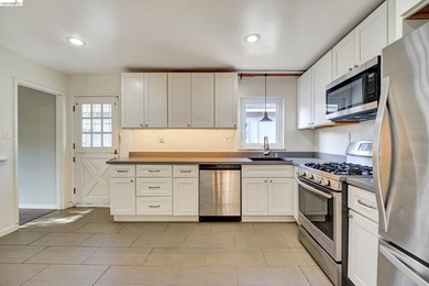 Charming property in Richmond's North & East neighborhood set on - photo 18