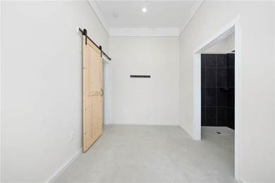 Innovative cutting edge modern contemporary one level offers - photo 19
