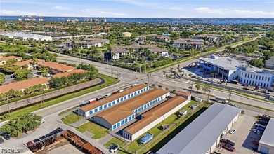 Rare opportunity to acquire Storage Quarters, a stabilized - photo 1