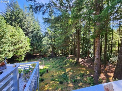 Nestled in the highly sought-after Cedar Terrace neighborhood - photo 28