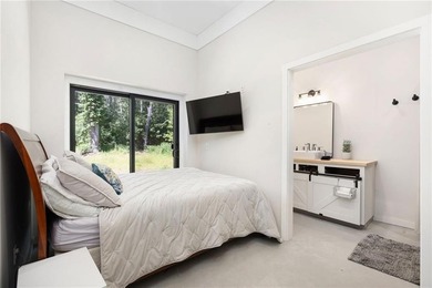 Innovative cutting edge modern contemporary one level offers - photo 30